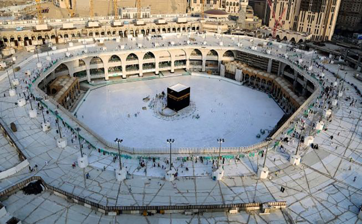 Saudi Mulai Buka Ibadah Umrah Hari Ini, Berikut Aturannya..